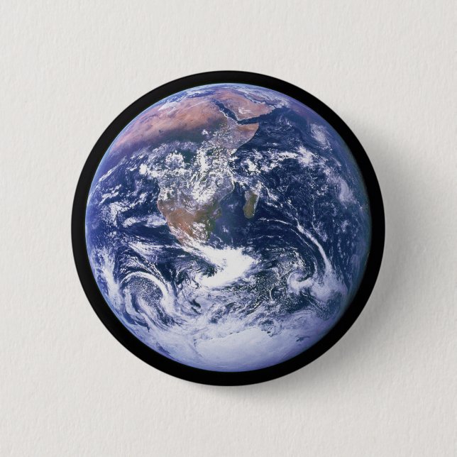The Earth seen from Apollo 17 aka The Blue Marble 6 Cm Round Badge (Front)