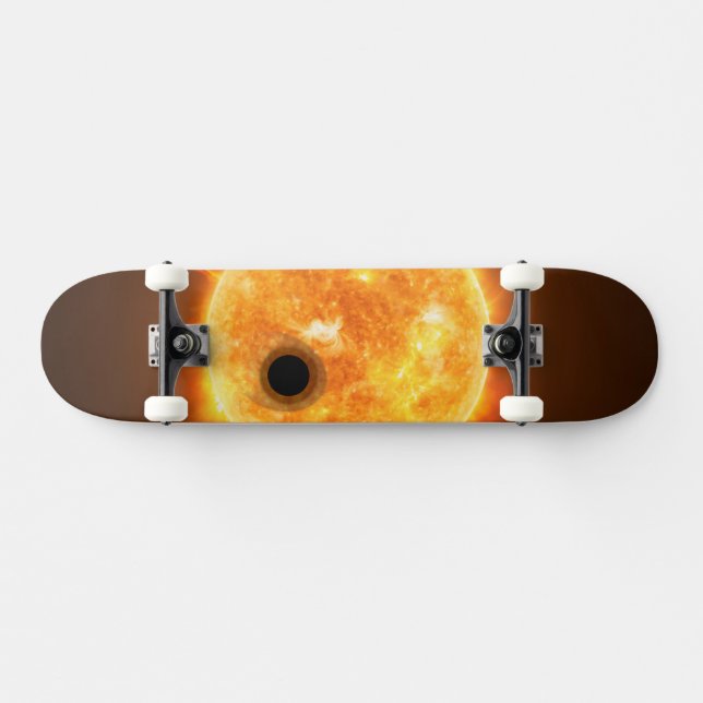 The Exoplanet Wasp-107b Is A Gas Giant Skateboard (Horz)