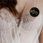 The Future Mrs. Brush Script Diamond Bridal Party 6 Cm Round Badge<br><div class="desc">The future Mrs. 'custom name' gold brushed calligraphy script diamond wedding bridal party button. This modern design features a chic and trendy gold 'Mrs.' brushed calligraphy script with a stylish diamond accent on a black background. The background colour can be changed to any colour of your choice. You can easily...</div>