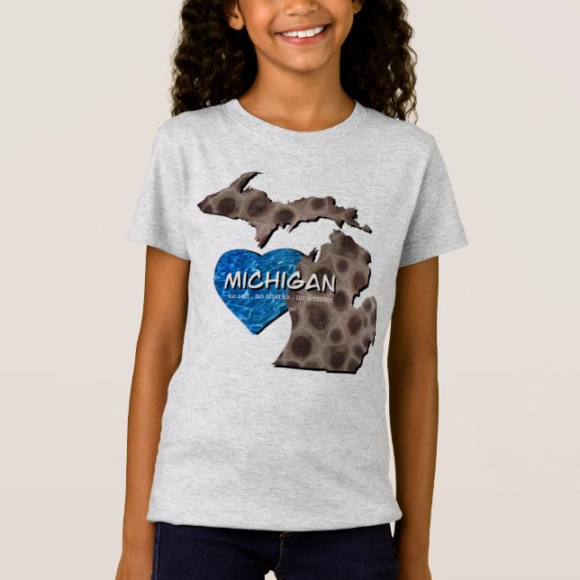 The Great Lakes | no salt, no sharks, no worries   T-Shirt (Front)