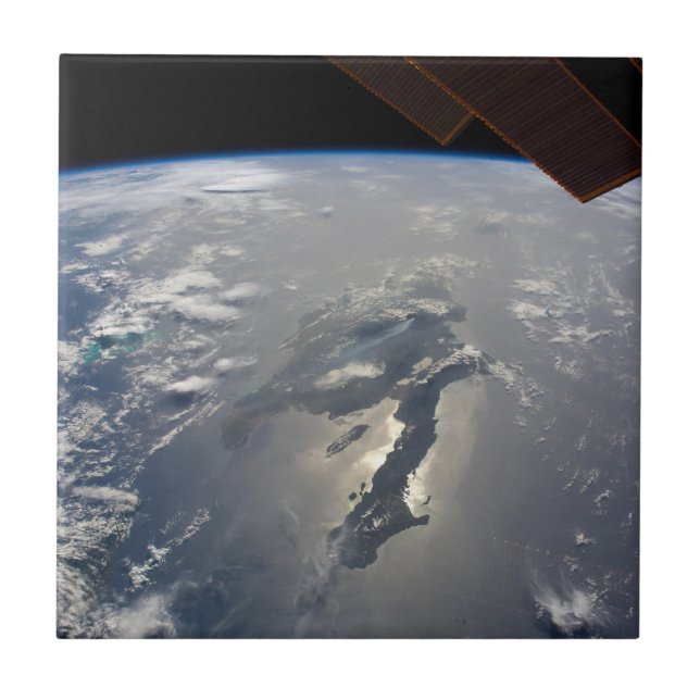 The Island Of Hispaniola With Sunglin Tile (Front)