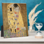 The Kiss, 1907-08 Plaque<br><div class="desc">Image Collection Number:  XAM601  The Kiss,  1907-08 (oil on canvas). Klimt,  Gustav (1862-1918) oil on canvas. Osterreichische Galerie Belvedere,  Vienna,  Austria .  1907</div>