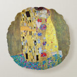 The Kiss by Gustav Klimt, Vintage Art Nouveau Round Cushion<br><div class="desc">The Kiss (Der Kuss) (1907/08) by Gustav Klimt is probably his most famous work. Klimt began work on it in 1907 and it is the highpoint of his so-called 'Golden Period'. The Kiss is a vintage Victorian Era Symbolism fine art love and romance painting featuring a romantic couple in various...</div>