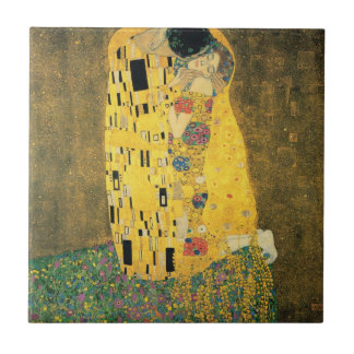 The Kiss Tile