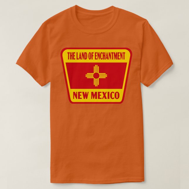 The Land of Enchantment New Mexico Retro Flag Badg T-Shirt (Design Front)