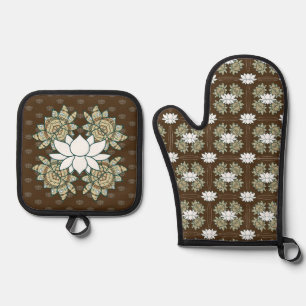 The Lotus Oven Mitt & Pot Holder Set