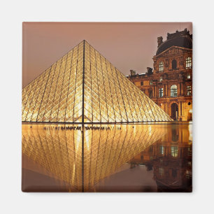 The Louvre gallery, Paris at night Magnet