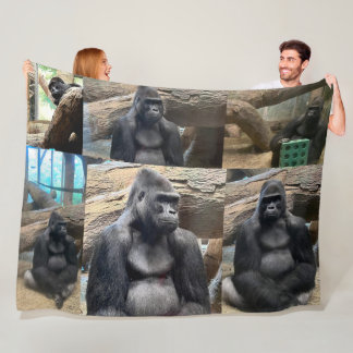 THE MAJESTIC MOUNTAIN GORILLA  FLEECE BLANKET