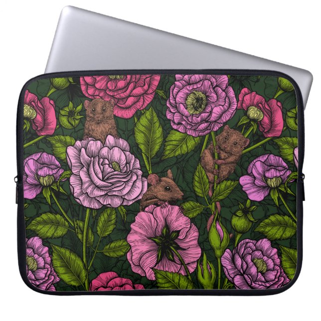 The mice party laptop sleeve (Front)