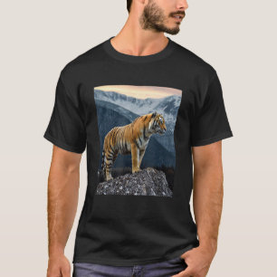 The Mountain White Tigers of Bengal Illustration G T-Shirt