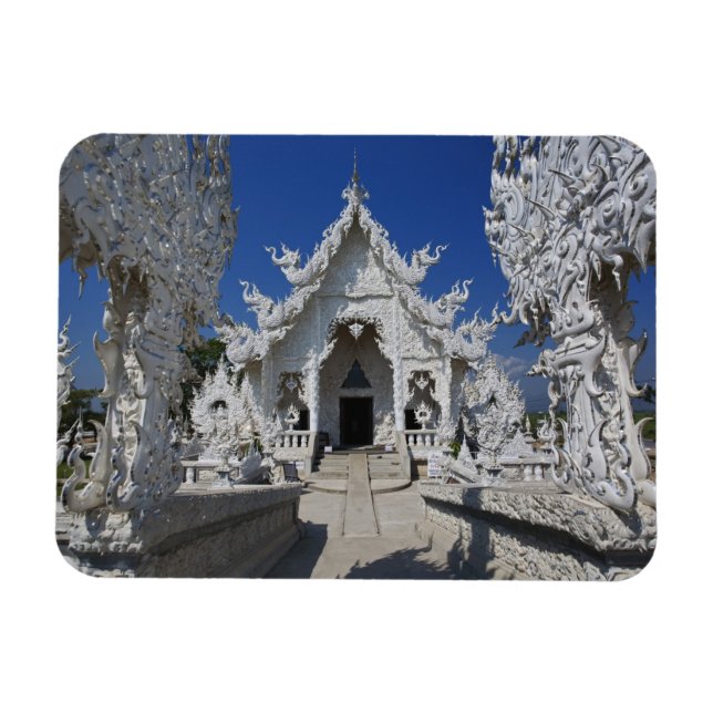 The new all white temple of Wat Rong Khun in Magnet (Horizontal)