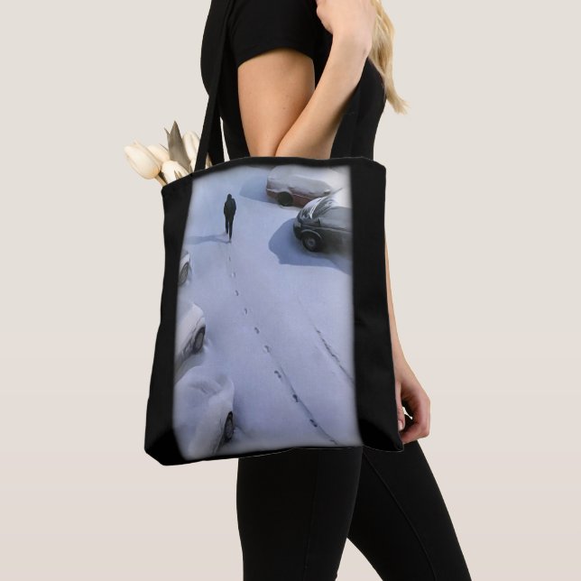 The new snow tote bag (Close Up)