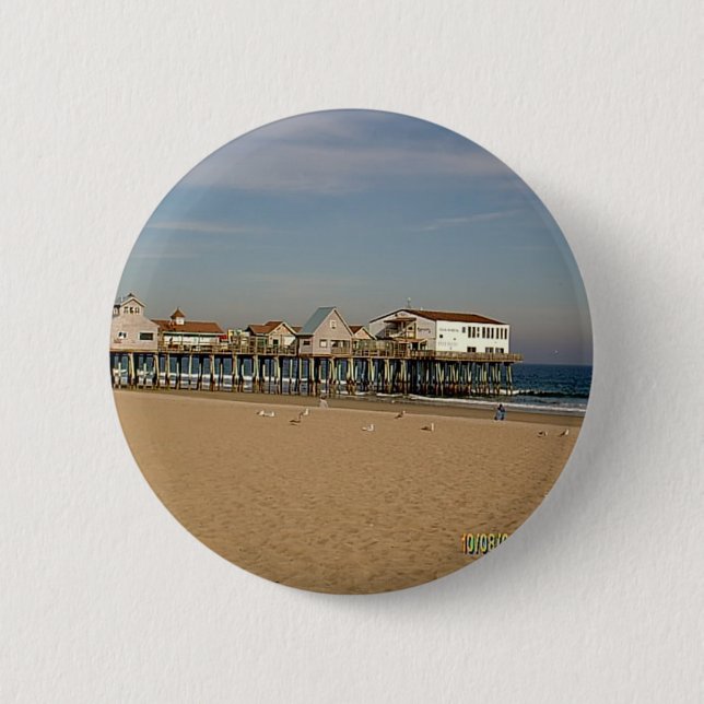 The Old Orchard Beach Pier 6 Cm Round Badge (Front)
