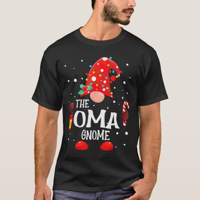 The Oma Gnome Matching Family Christmas Gnome Paja T-Shirt (Front)