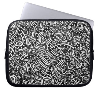 The Pearl Laptop Sleeve