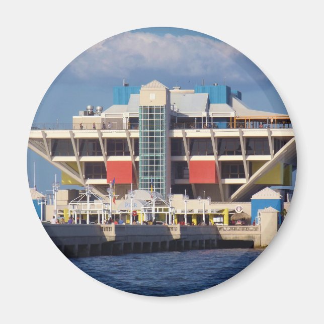 The Pier Magnet (Front)