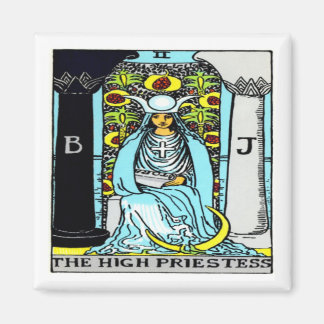 The Priestess Magnet