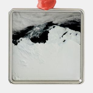 The Queen Mary Coast of Antarctica Metal Tree Decoration