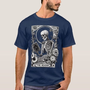 The Reader Skeleton Book Lover Tarot d Reading Fun T-Shirt