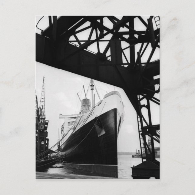 The RMS Queen Mary Postcard Collection (Front)