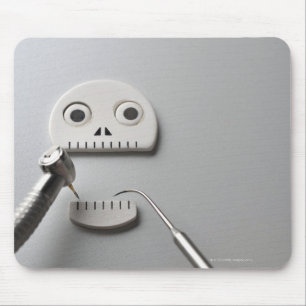 The skeleton which dental treatment is taken mouse pad