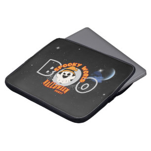 The Spooky World of Halloween   15" Laptop Sleeve