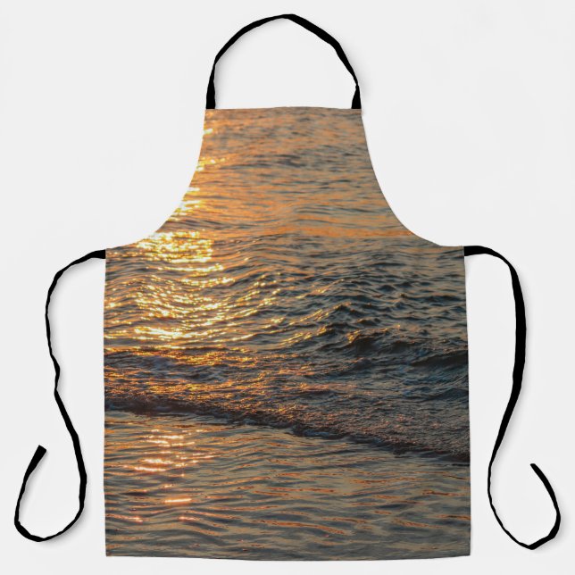 The sunset reflection on the beautiful ocean water apron (Front)
