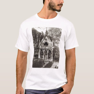 The Tomb of Abelard and Heloise, built in 1817 T-Shirt