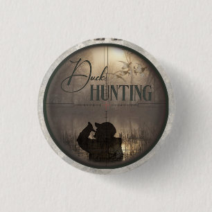 The ultimate duck hunting    3 cm round badge