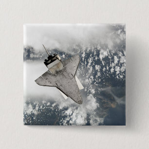 The underside of space shuttle Discovery 15 Cm Square Badge
