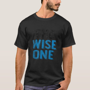 The Wise One Passover Jewish Holiday Gifts   T-Shirt