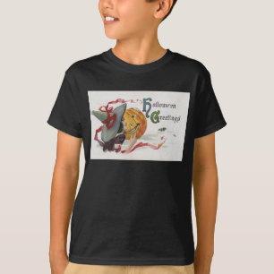 The Witch's Kiss: a Jack o Lantern on Halloween T-Shirt