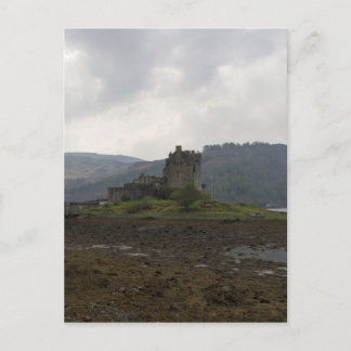 The wonderful Eilean Donan Castle in Scotland Postcard