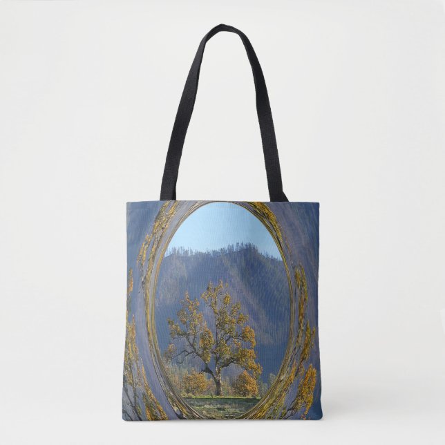 Thee old oak tree.... tote bag (Front)