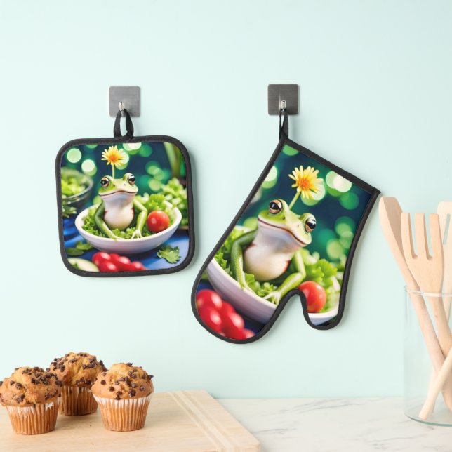 There Is A Frog In My Salad Oven Mitt & Pot Holder Set (Insitu(Hanging))