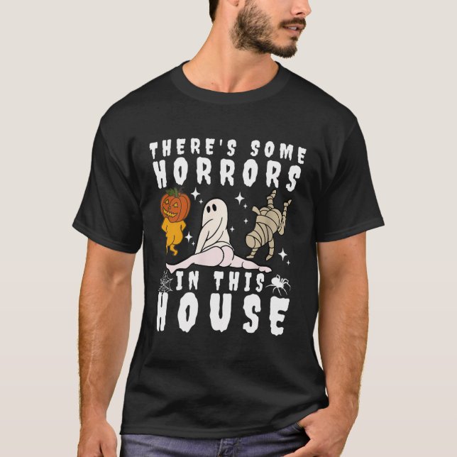 There'S Some Horrors In This House Ghost Pumpkin H T-Shirt (Front)