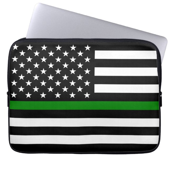 Thin Green Line Flag: Patriotic Military Veterans Laptop Sleeve (Front)