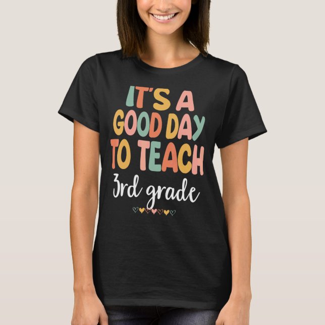 Third 3rd Grade Teacher Back To School First Day M T-Shirt (Front)