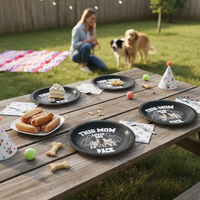 This Mom Loves Her Pack Paper Plates (Creator Uploaded)