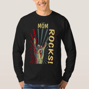 This Mum Rocks Vintage Retro Concert 70s 80s Funny T-Shirt