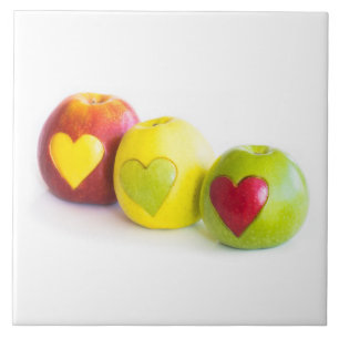 Three apples tile