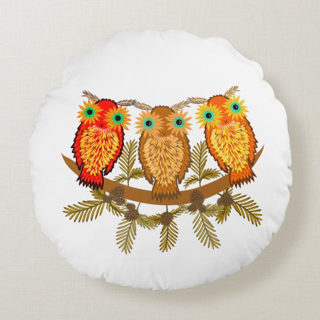 Three cute owls round cushion (Front)
