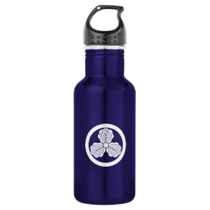 Three oak leaves(1) in circle 532 ml water bottle