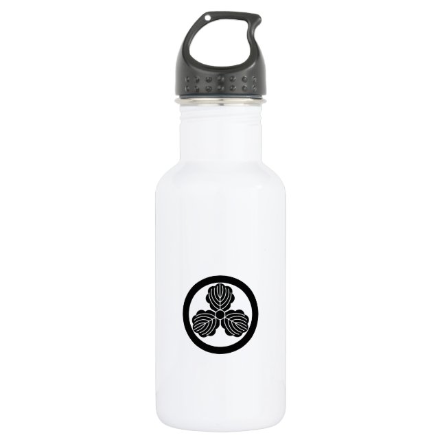 Three oak leaves(1) in circle 532 ml water bottle (Front)