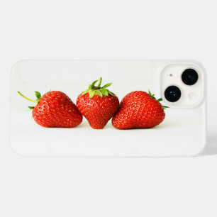 Three Strawberries On White ipha Case-Mate iPhone 14 Case