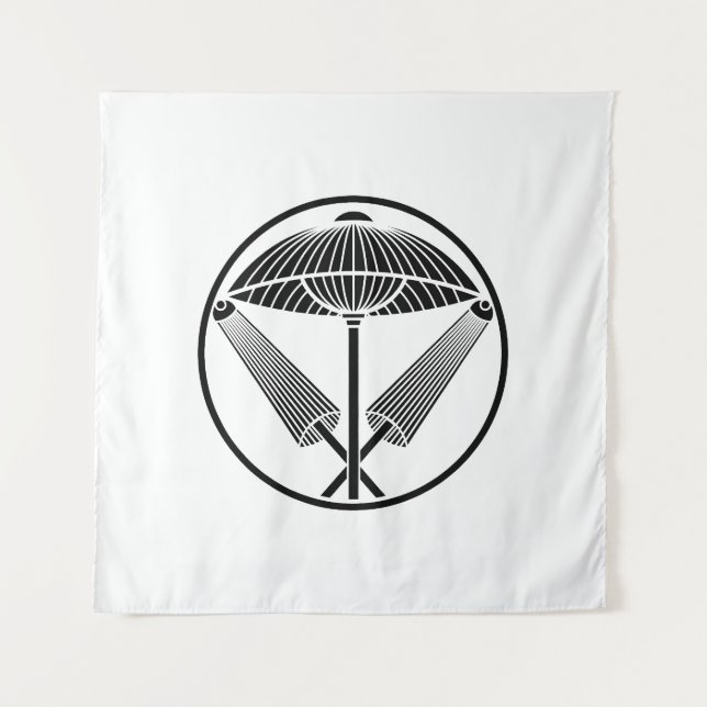 Three umbrellas in a threadlike ring tapestry (Front)