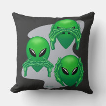 Three Wise Aliens