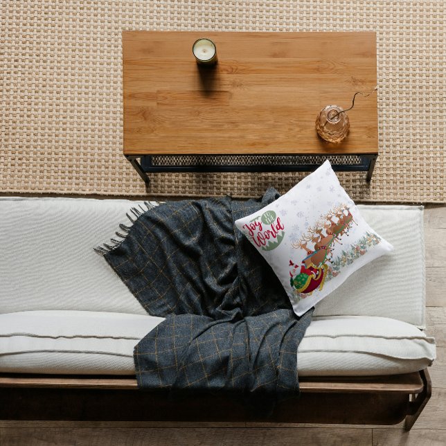 Throw Pillow (Creator Uploaded)