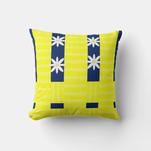 Throw Pillow Daisy