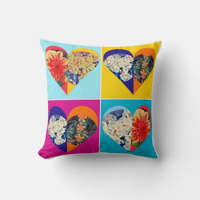 Throw pillow full of hearts (Front)